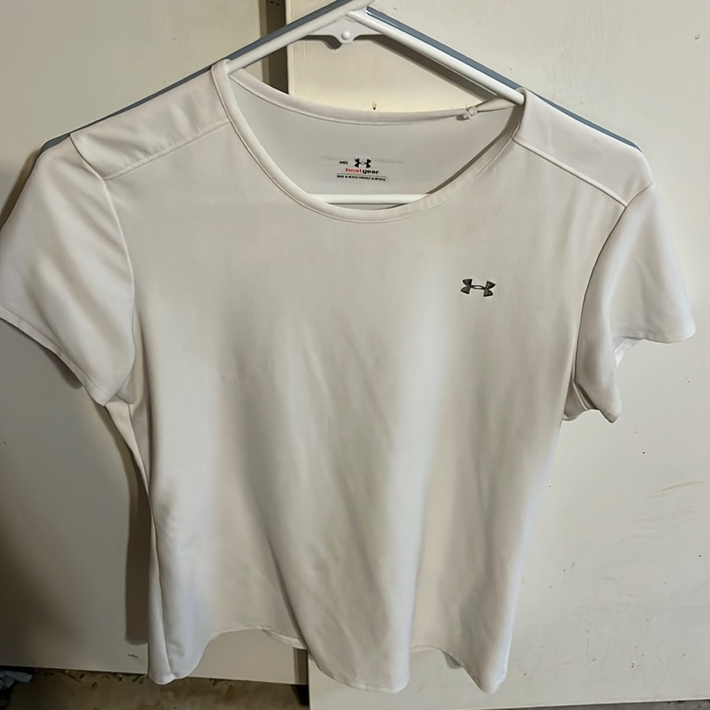 Heat gear under armour shirt